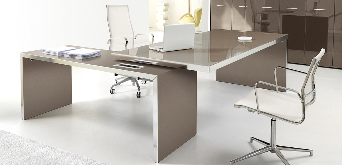 Unique High End Executive Office Desk Wing By Ivm Office Made In