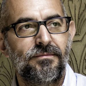 Ferruccio Laviani, Italian designer of the i4Mariani Euclideo executive desk