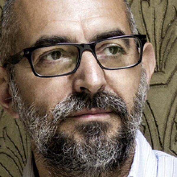 Ferruccio Laviani, Italian designer of the i4Mariani Euclideo executive desk