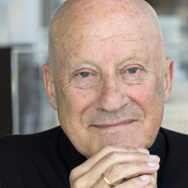Norman Foster, designer of the Tecno Nomos table system and Cosmos collection