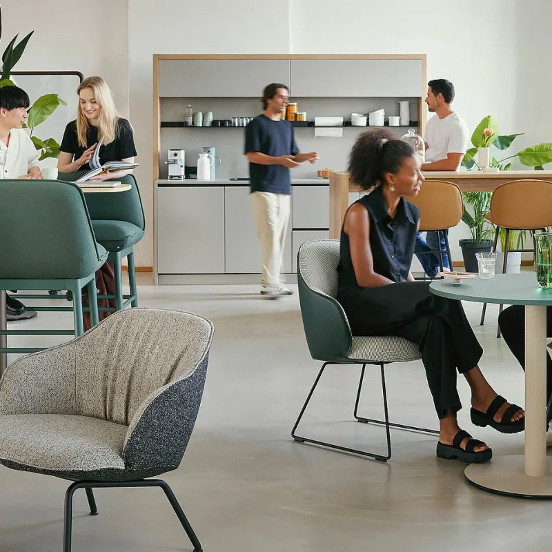 Break area & coffee point that pulls people in