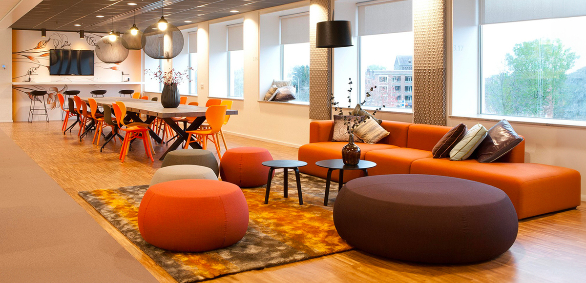 Pix design ottomans by Arper Italia, Iwasaki Design Studio