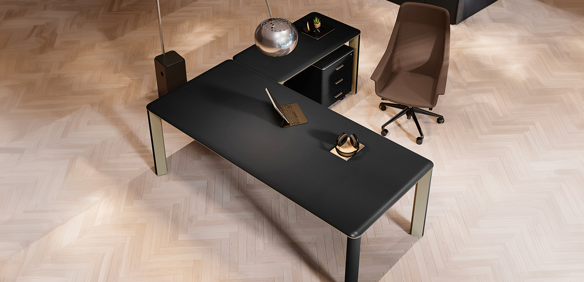 Iulio Las Mobili l shaped office desk