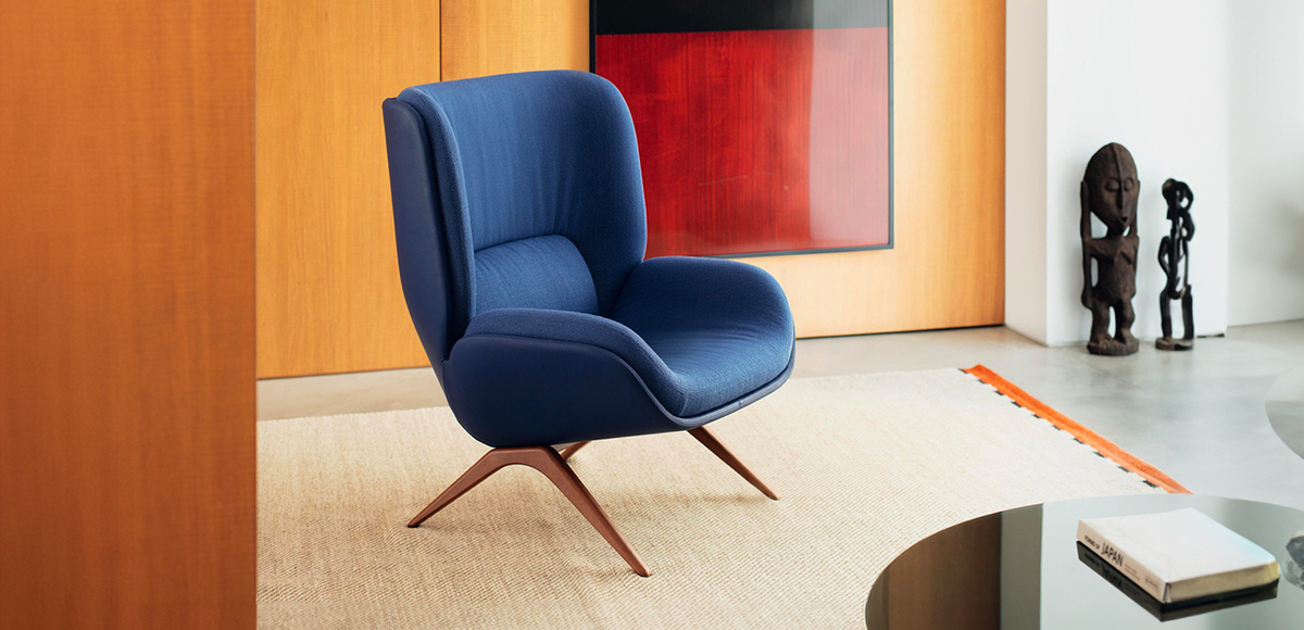 イタリア製　arper　フルレザーのチェア Lepal armchair by Arper, designer Doshi Levien: comfort & ergonomy