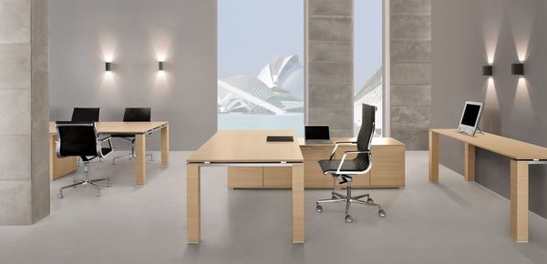 Jet modern executive desk