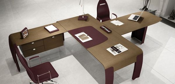 Alfa Omega modern desk