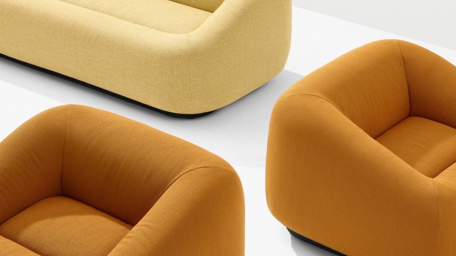 Aom sofa by Arper in a US office lounge