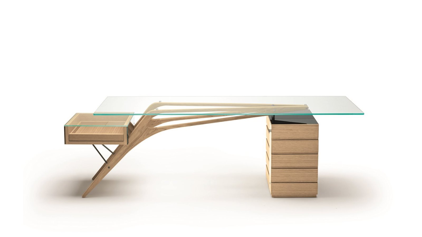 Executive desk Cavour CM by Zanotta in a corner office
