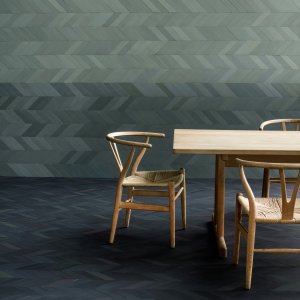 Double herringbone of short Mews chevrons in Ink