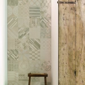 Patchwork feature wall in Azulej Grigio combination by Mutina