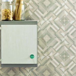 Tone on tone Azulej Bianco pattern layout