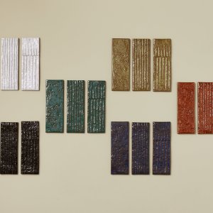 Reception backdrop in colored Chamotte bricks