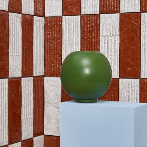 Chamotte Quadra module by Mutina up close