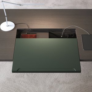 Round ø 120 Arche table for a four person huddle