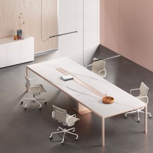 Fattore Alpha executive desk with two side panels and cooked oak top
