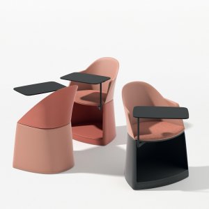 Cila Go tablet-arm chair in a seminar room