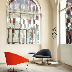 Colina group anchoring an open-plan lounge