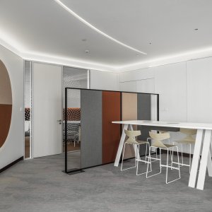 Cross at the classic height in a meeting room