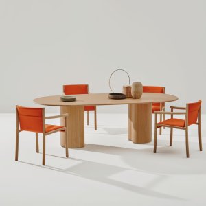 Kata Chair with textured wooden shell