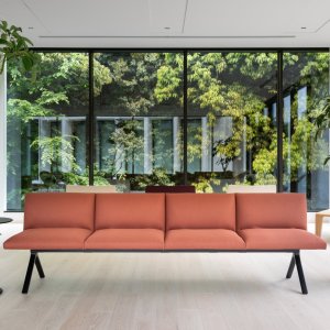 Kiik ottoman with removable upholstered cover
