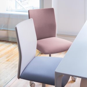 Fully upholstered Kinesit shell