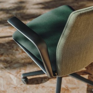 Thin Kinesit backrest profile