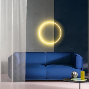 Decorative cushions in two sizes on an Arper Shaal sofa