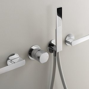 Three-hole faucet set Ayla in satin stainless steel, Cea Design