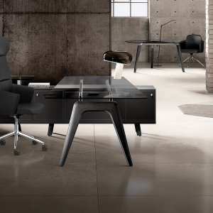 Solid wood legs of the Rail executive desk