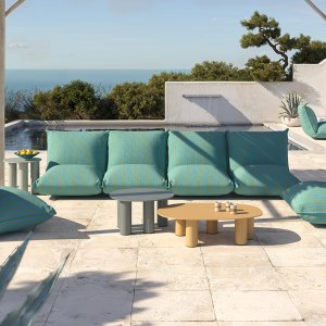 Brezza chair on a pool deck