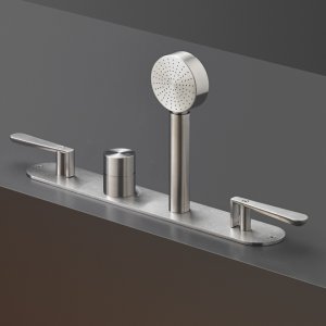 Detail of the Lutezia handle, soft classical lines by Jean-Michel Wilmotte