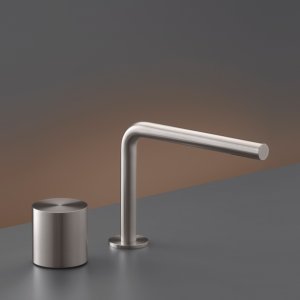Satin stainless steel surface of the Opus faucet