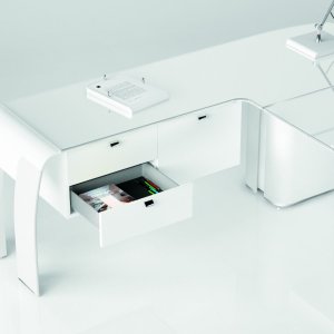 Alfa desk by Codutti in black lacquered glass and carbon leather legs, AlfaOmega collection