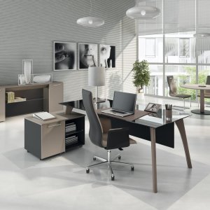 140REM extension with sliding doors attached to an Attiva desk