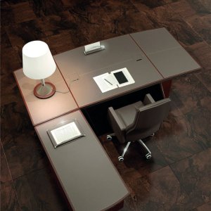 Italian executive desk iSixty by Codutti with conical double-shell sides in ash and leather