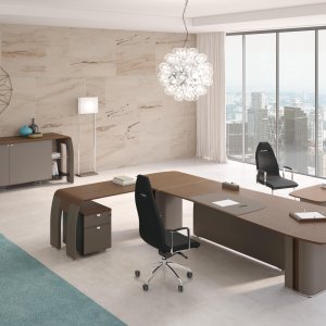 Screen lift raised on a Codutti AlfaOmega boardroom table