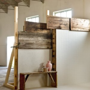 Break area with Déchirer floor by Mutina