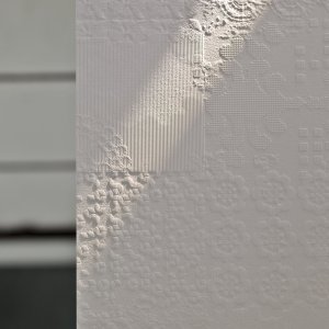 Déchirer slab in the 47 by 47 inch format