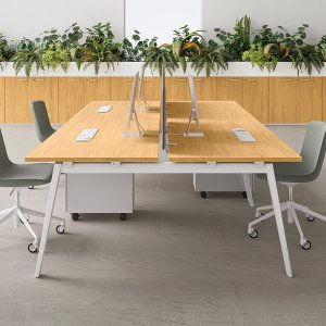 Return with supporting pedestal and four drawers, E-Place DVO