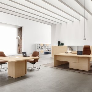 Square 140 cm meeting table of the Oxford system