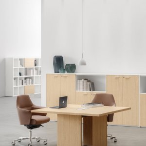 Coplanar return with top access by DVO Oxford