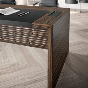 Tone-on-tone stitching on the e-10 leather desktop insert