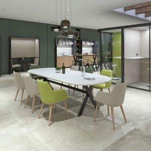 Sant'Andrea executive suite with service cabinet and cupboard