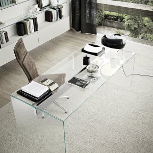 Crystal side panels carrying the Air Desk top