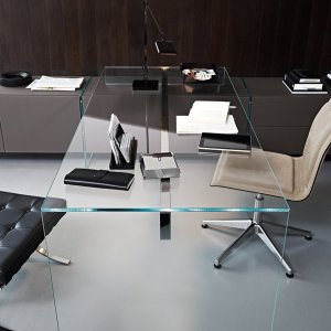 Back-painted crystal top on the Air Desk executive desk