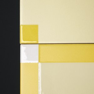 Homage to the Square in the Ice color