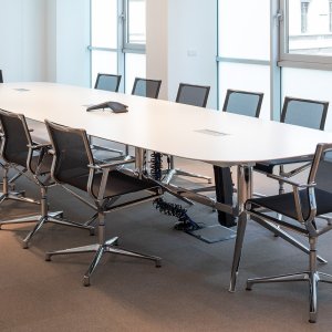 Four-star base with glides on the Stick Chair