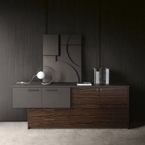 Charcoal grey lacquered foot under the desk