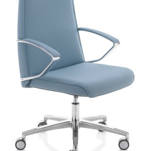 Rear view of a Kastel executive office chair, Klivia, from the guest side