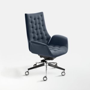 Executive floor furnished with Kriteria seating